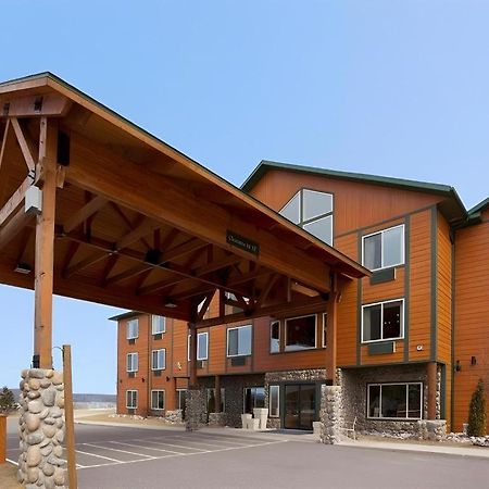 Holiday Inn Express Munising-Lakeview Hotel By Ihg Bagian luar foto