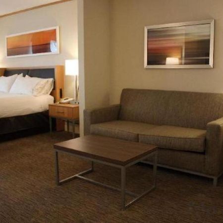 Holiday Inn Express Munising-Lakeview Hotel By Ihg Bagian luar foto