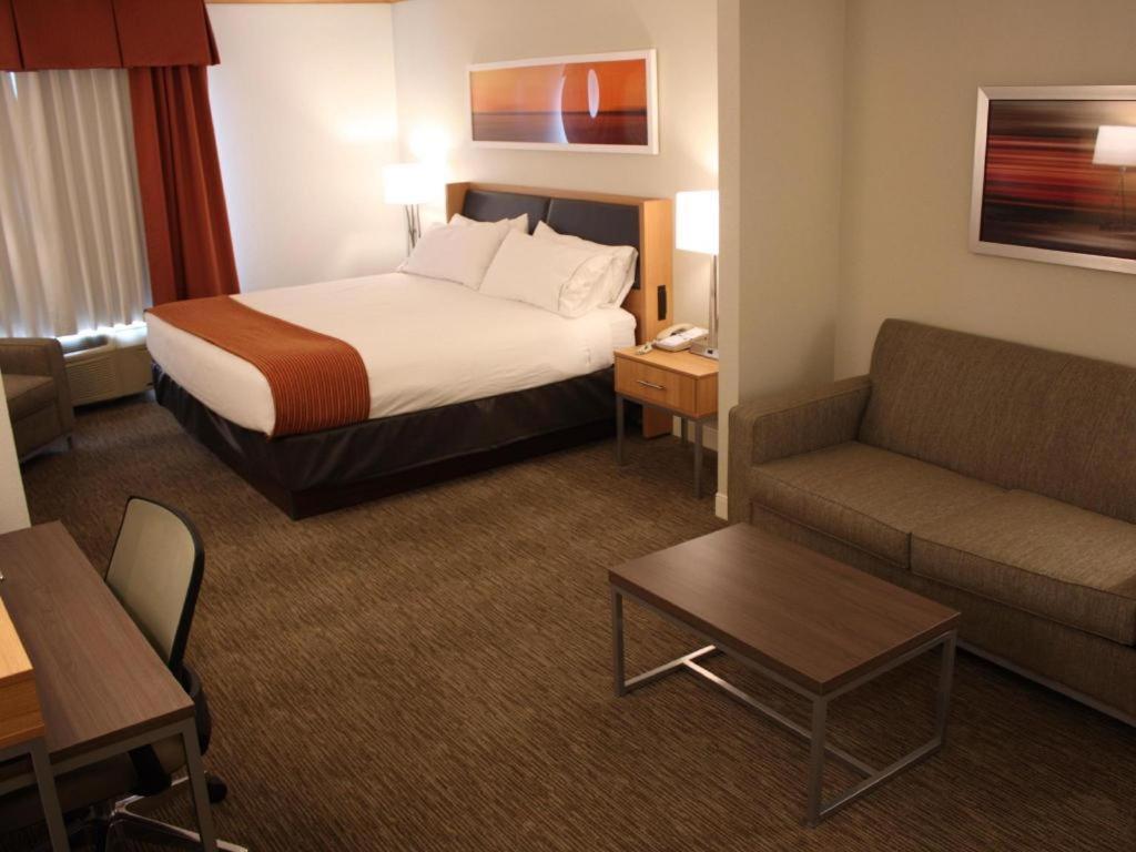 Holiday Inn Express Munising-Lakeview Hotel By Ihg Bagian luar foto