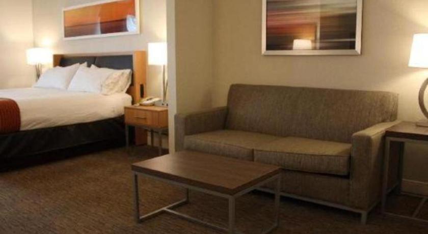 Holiday Inn Express Munising-Lakeview Hotel By Ihg Bagian luar foto