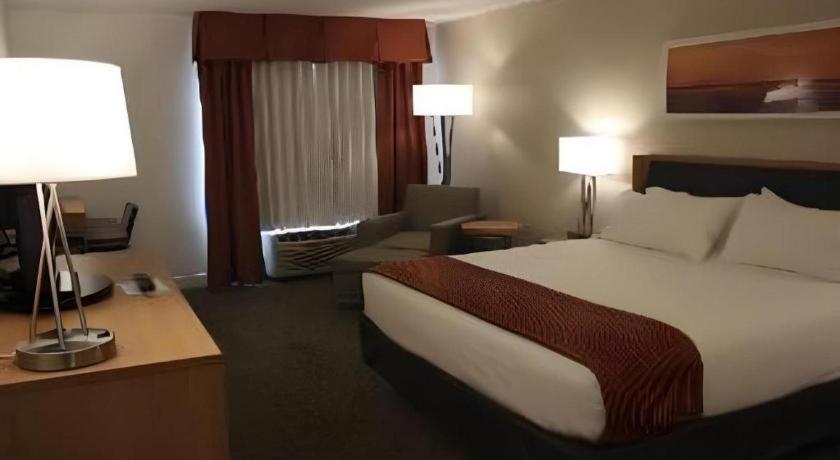 Holiday Inn Express Munising-Lakeview Hotel By Ihg Bagian luar foto