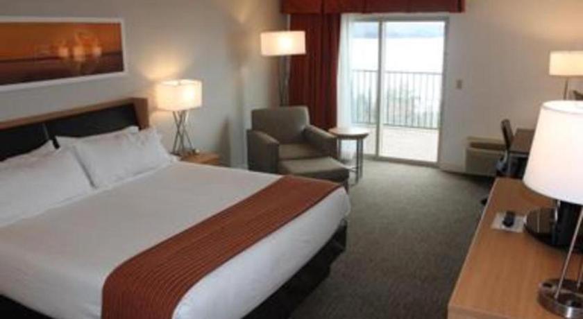 Holiday Inn Express Munising-Lakeview Hotel By Ihg Bagian luar foto